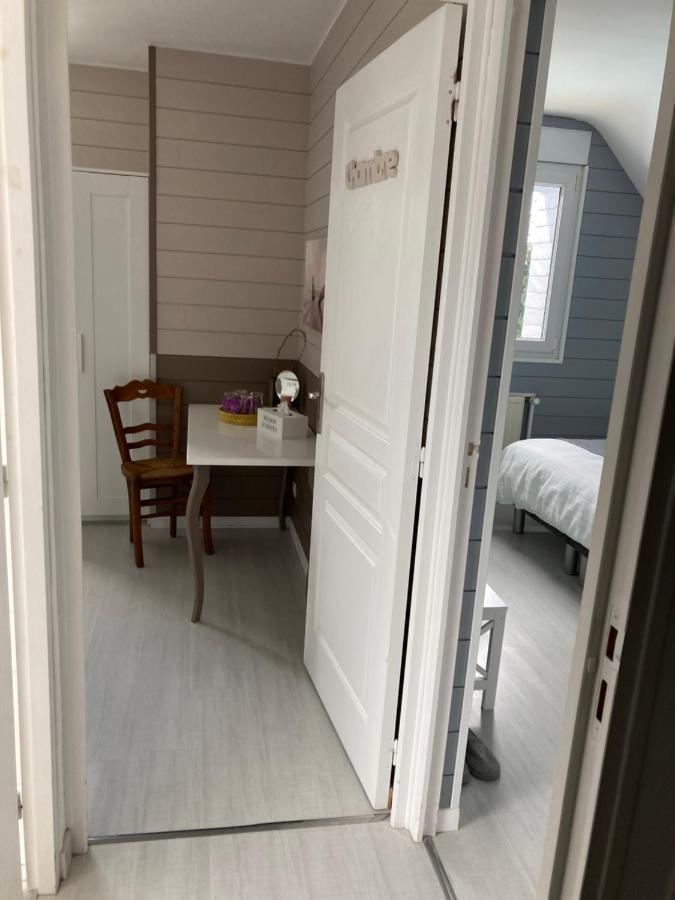 Maison Mama Neko Pontorson Eksteriør billede